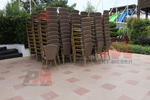Стифиращи столове от ратан за лятно заведения